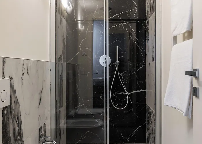 Easyhomes - Bandello Апартаменты