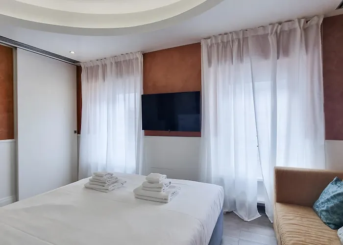 Italianway Collection - Corso Venezia 7 *