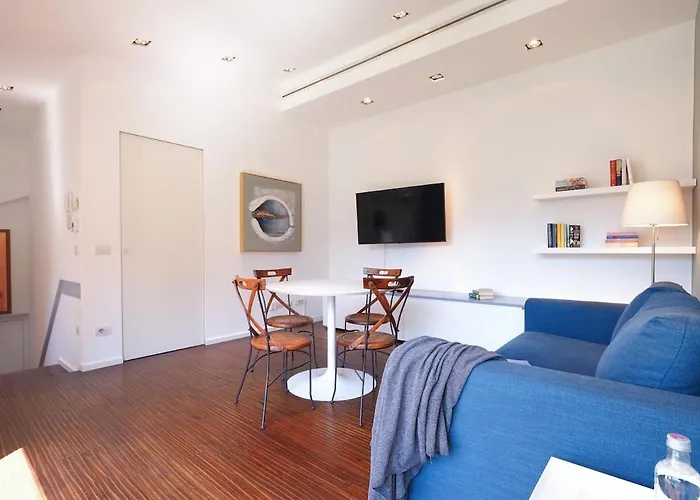 Contempora - Attic With Terrace In The Heart Of Porta Romana Lejlighed *