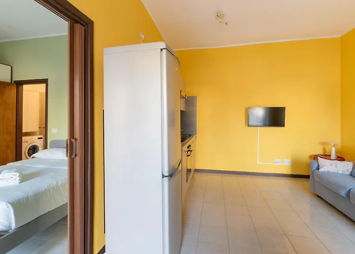 Guesthost - Piccola Bicocca Comfy Flat Appartamento *