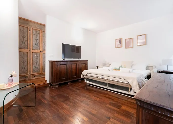Easylife - - Carpoforo 5 - Brera * Milano