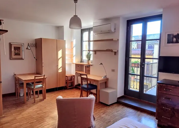 Daire Fiori Chiari 10 - Monolocale In Brera