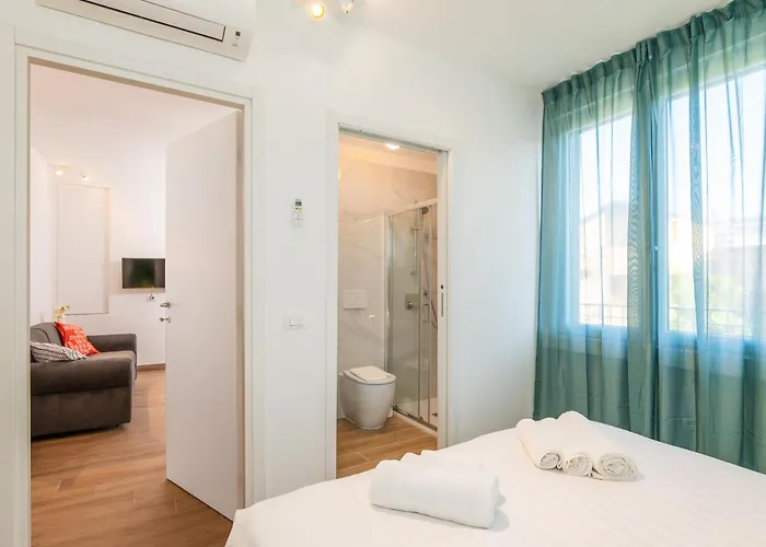 Habesha Flats - A Quiet Retreat Just Steps From The Metro M1 Milão