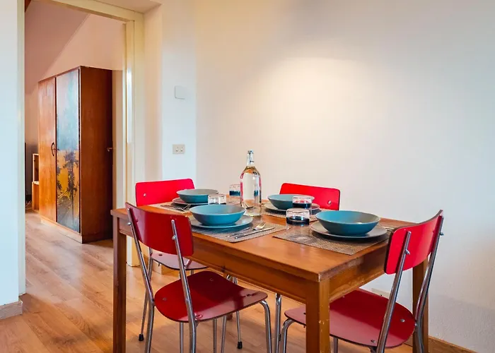 Apartment Luminosa Mansarda Con Travi In Legno *