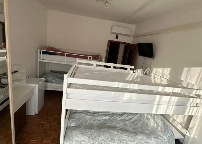 Πανσιόν Gigli, Con Cucina In Comune E Terrazza
