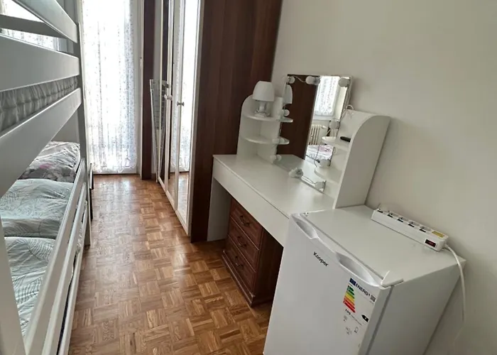 Πανσιόν Gigli, Con Cucina In Comune E Terrazza