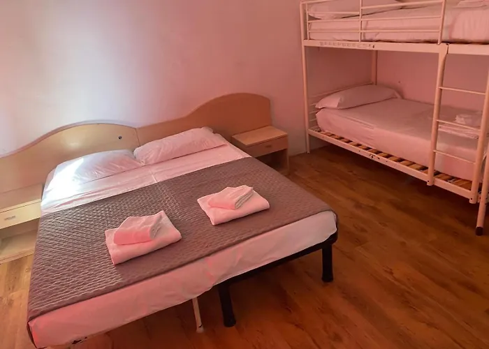 Ambra Hotel *