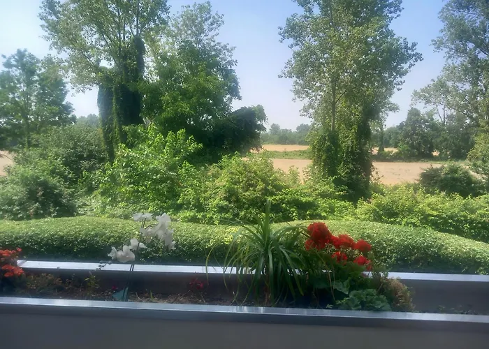 Peschiera Borromeo Apartment