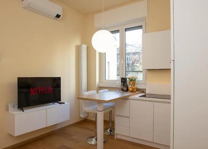 Artstay Luxury Sempione, Centre *