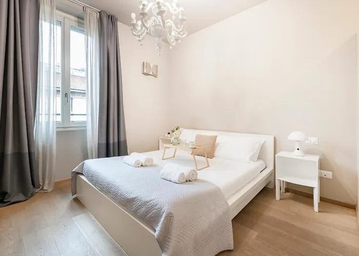 Easylife - - Suffragio 3 - Fashion District Apartment *