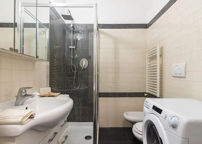 Flexyrent - Steps From Train Station アパート *