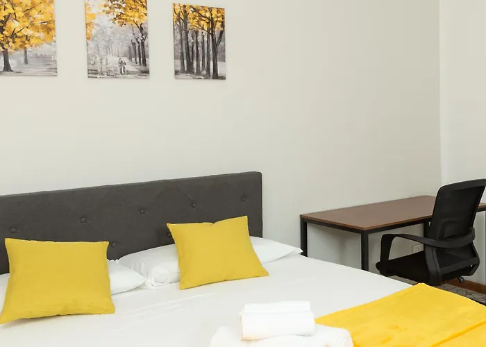 Apartamento Artstay Porta Romana Apt, Parking, Centre *