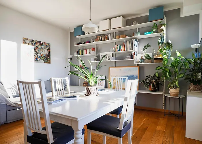 Апартаменты Modern Bright And Милан