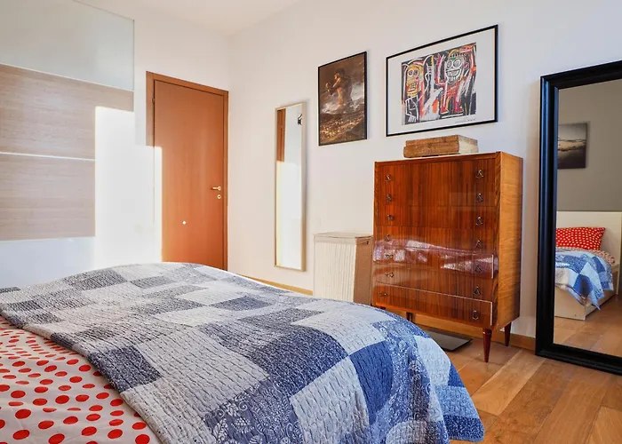 Апартаменты Modern Bright And *