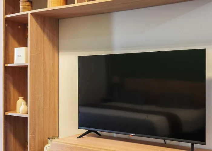 Flexyrent - Steps From Train Station アパート