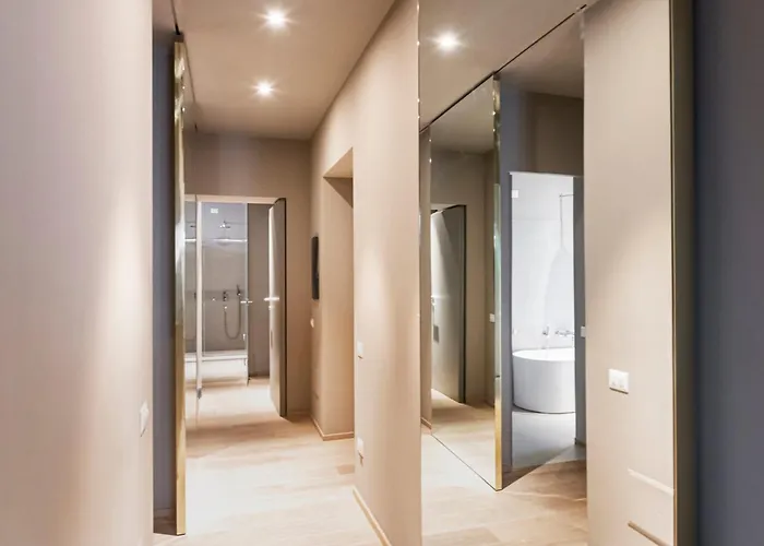 Easylife - - Suffragio 3 - Fashion District Apartment *