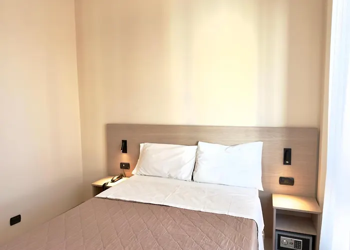 Hotel Molise 2 Mediolan