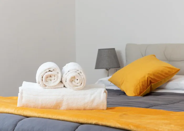 Artstay Exclusive Near Train Metro, Parking 米兰