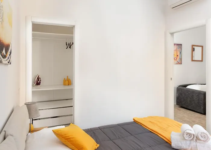 公寓 Artstay Exclusive Near Train Metro, Parking