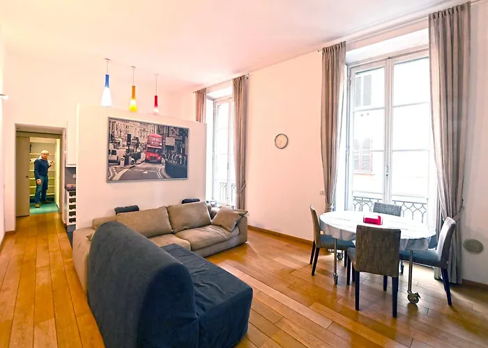 Moscova Atmosphere * Milánó