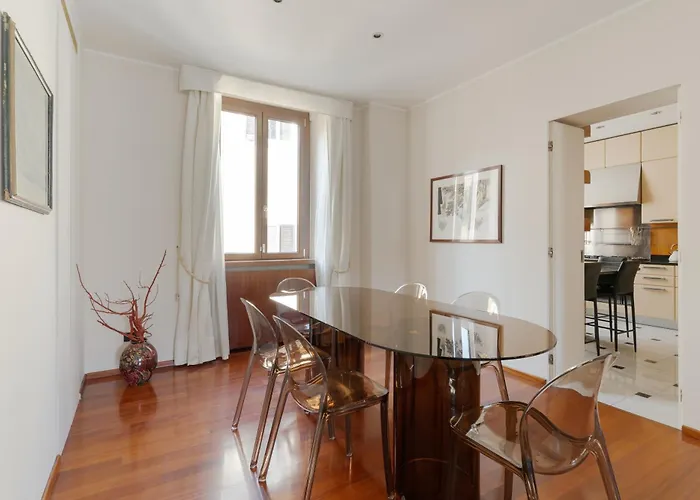 Brera Quadrilocale Di Lusso Con Sauna شقة