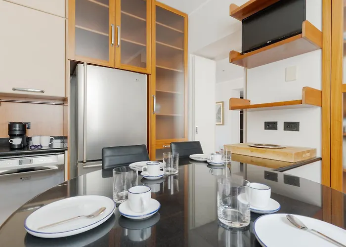 Brera Quadrilocale Di Lusso Con Sauna شقة
