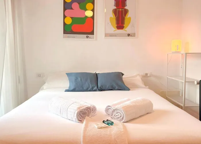 Pensionat Exclusive & Cosy 3-bedroom By San Siro Stadium & Metro *