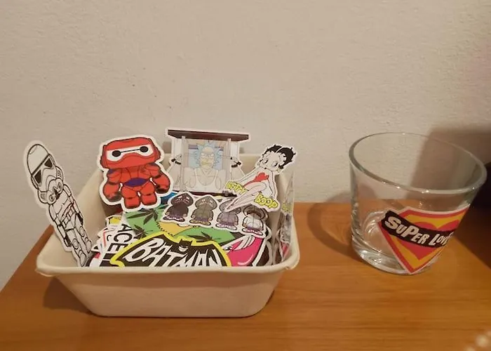 Stanza Matrimoniale Comoda, A 5 Minuti A Piedi Dalla Metro, Perfetta Per Muoversi A *