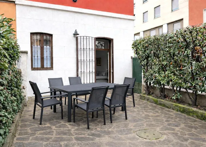 Вилла Rainbow District Mood