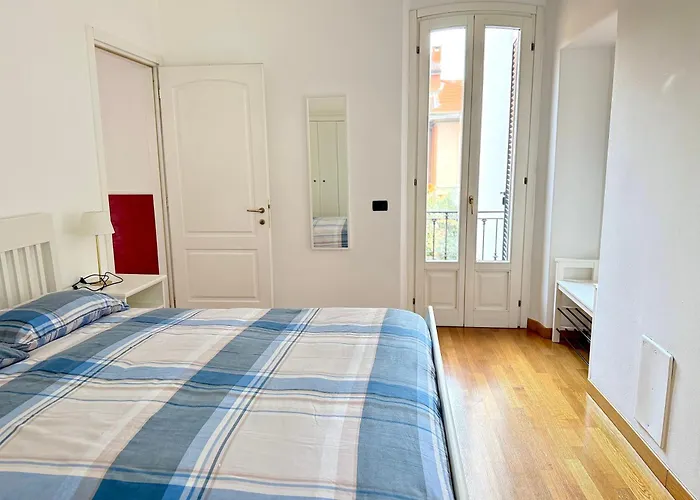 Rainbow District Mood Вилла