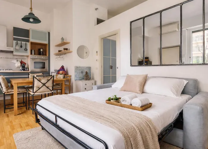 Private Parking - Stylish Navigli Loft *