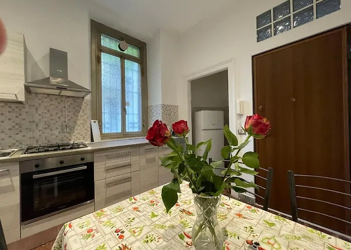 New One-bedroom With Terrace In The Nolo Area, Metro 1 Rovereto Stop * Milánó