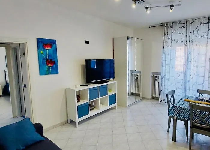 Arena Mecenate House Апартаменты Милан