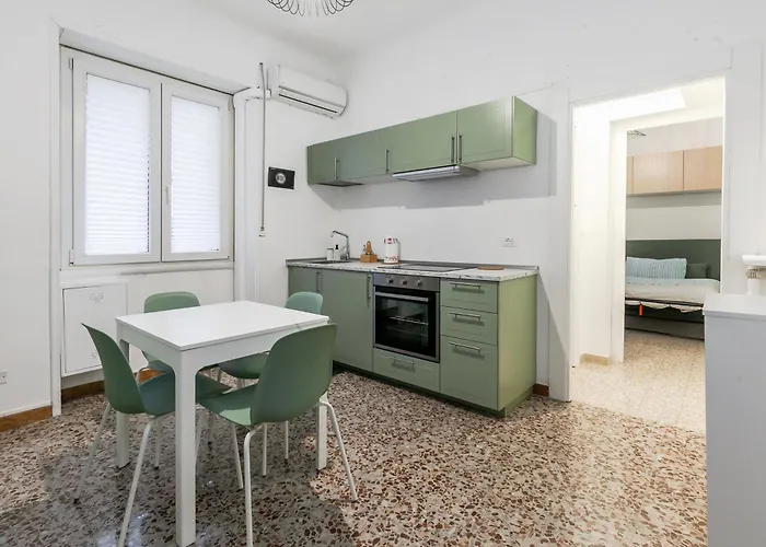 Frapolli 40 Elegant * Μιλάνο