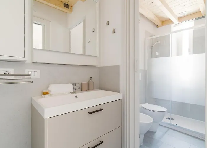 Guesthost - Mm2 Lambrate Bright Апартаменты Милан