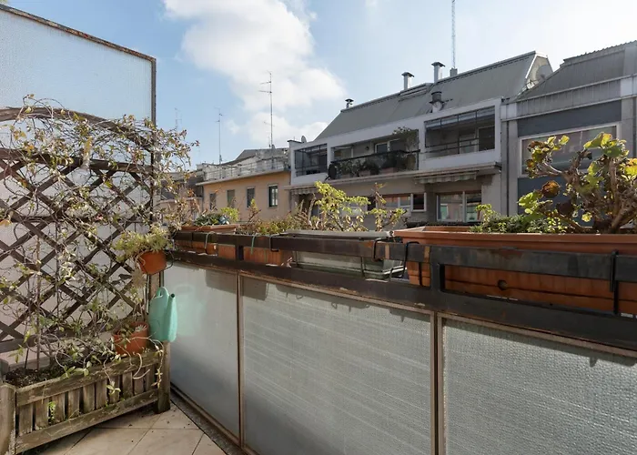 Guesthost - Certosa Cozy Flat With Balcony Апартаменты