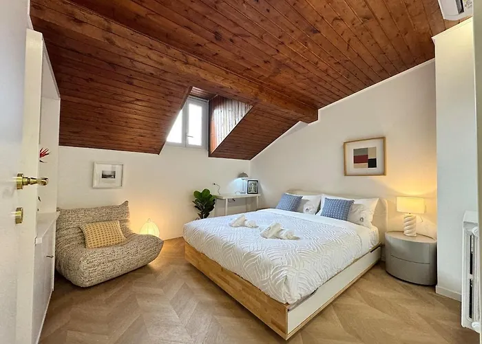 Designer Loft In Milan, Istria Subway Exit, Convenient Transportation Daire