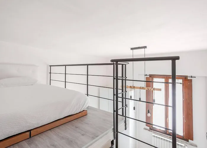 Esclusivo Loft Milanese דירה מילאנו