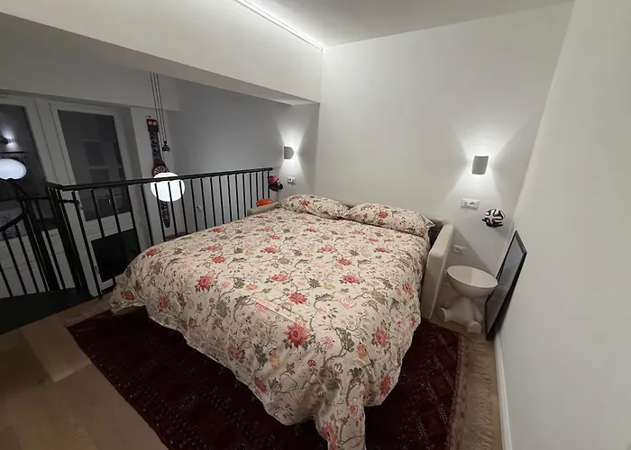 Loft Con Giardino Privato A