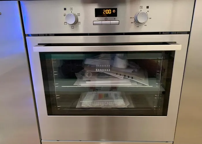 Artemide Centre Bocconi Apartment Milan