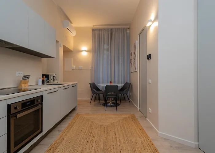 Living Arco Della Pace *