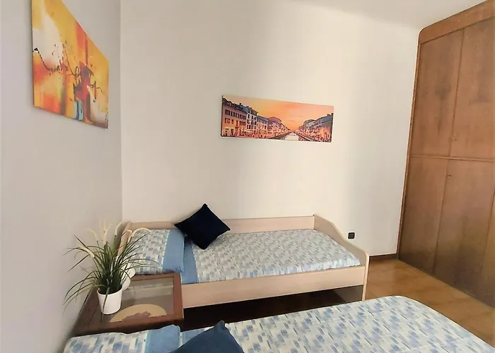 Sweet Little * Милан