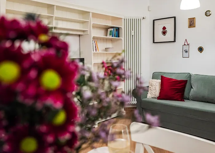 The Botanical Court - Secret Patio In Porta Venezia * Mediolan