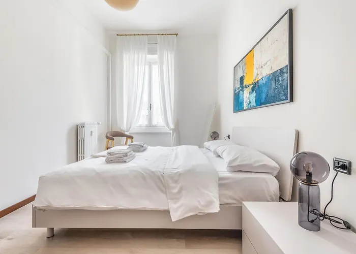 Bocconi Via Brioschi 4 Pax Wi-fi Apartament Mediolan