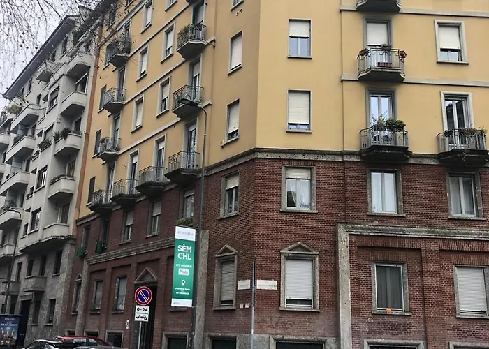 Апартаменты Cozy Three Close To Porta Venezia Милан