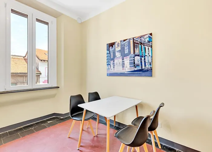 Classy With 2 Bedrooms