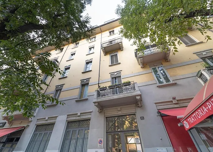 Milanese M5 Citylife, Downtown * מילאנו