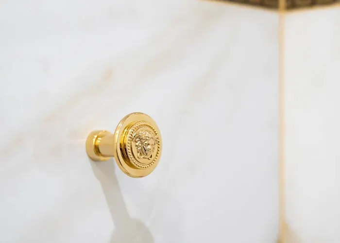 Luca Duomo Versace * Μιλάνο