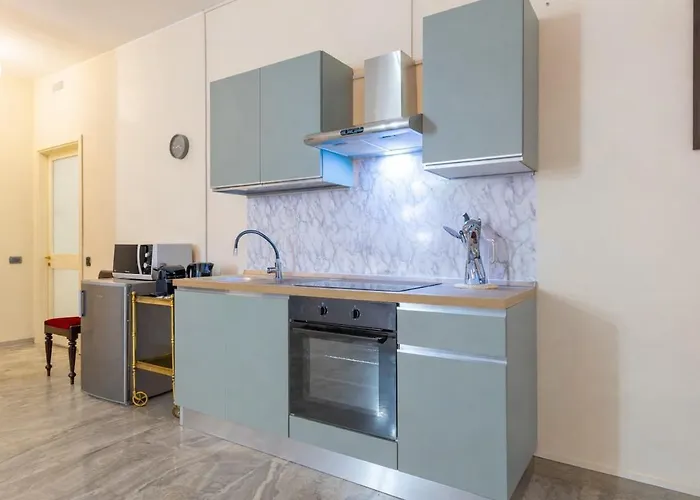 - Spacious And Bright Apartment, Elegant Area Lejlighed *