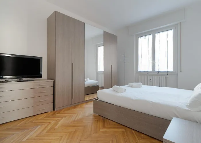 Апартаменты Guesthost - Certosa Cozy Flat With Balcony